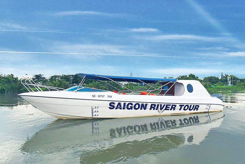 Luxury Speedboat (34 Seats)