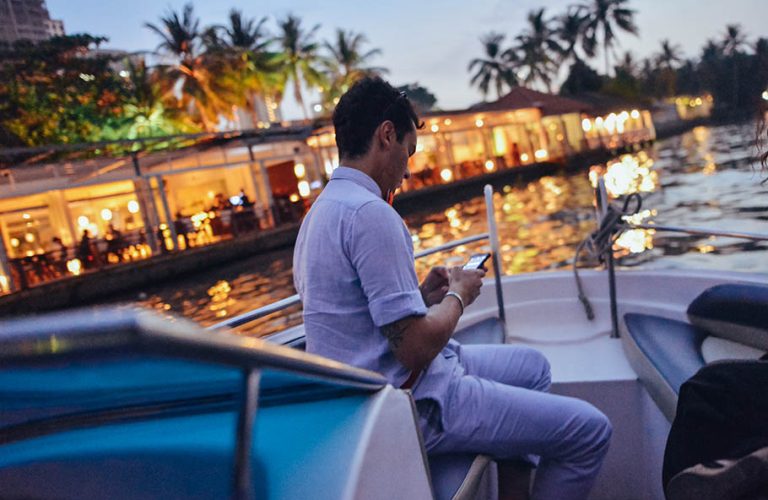 Private-Sunset-Cruise-Luxury-Speedboat-by-Saigon-River-Tour-11