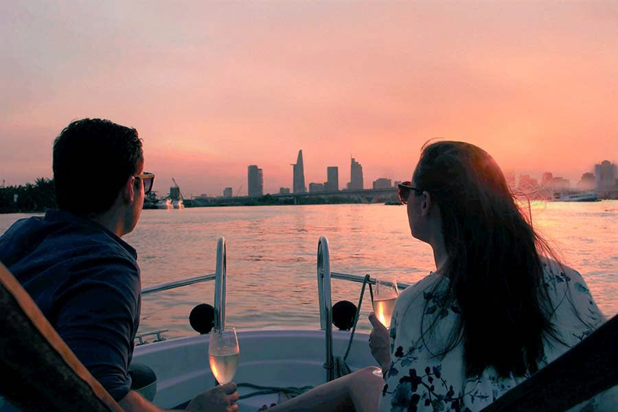 romantic Saigon river cruise