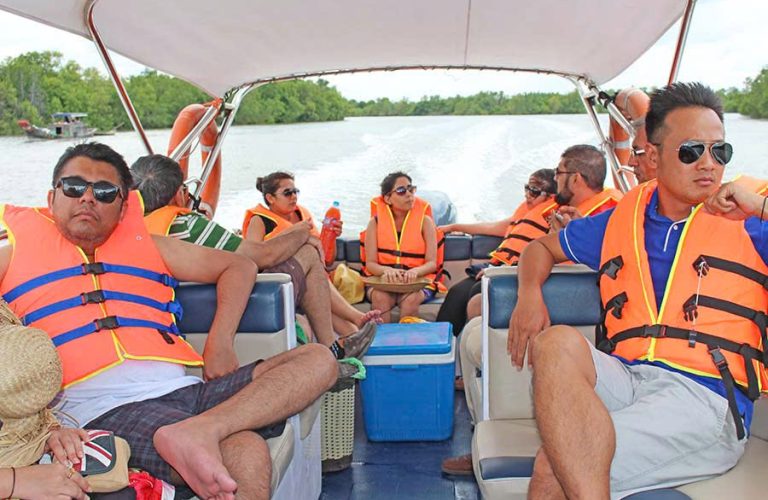 Saigon River Tour 8