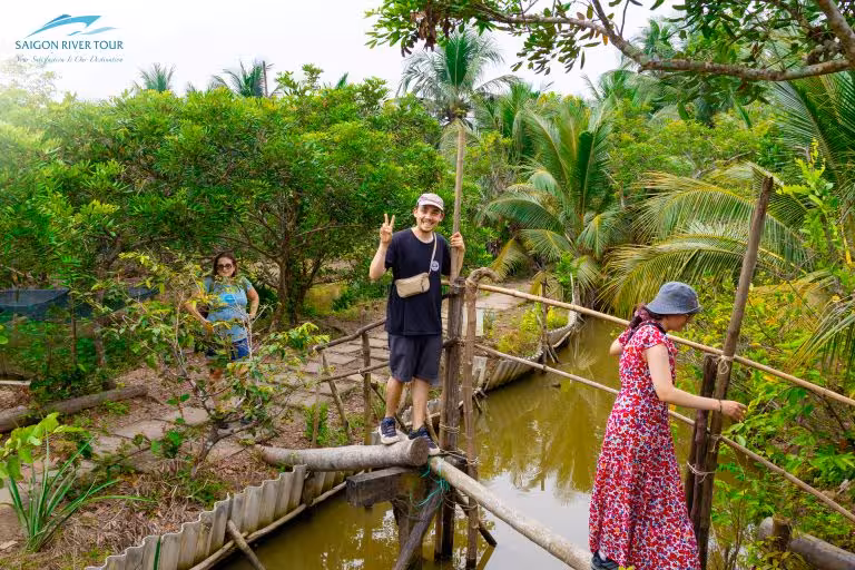 Mekong Delta Luxury Speedboat